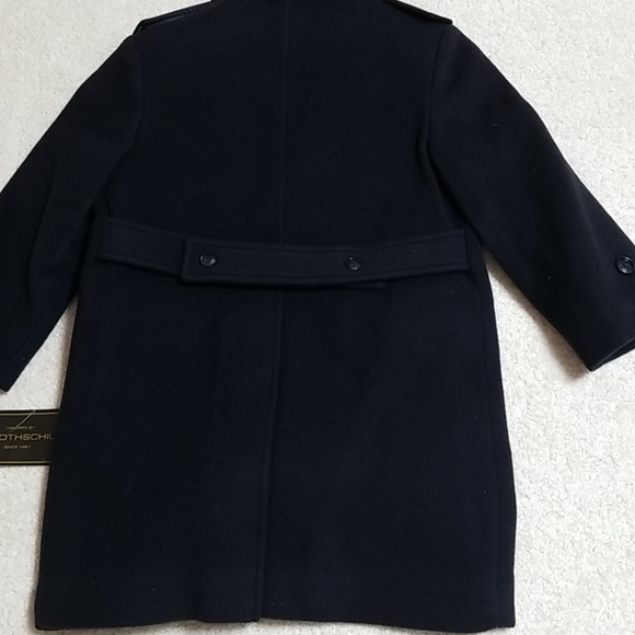 Coat - Picture 5 of 8